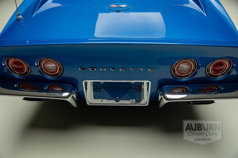Chevrolet-Corvette-1971-7