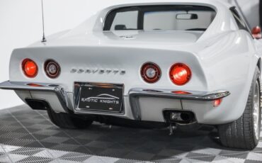 Chevrolet-Corvette-1971-7