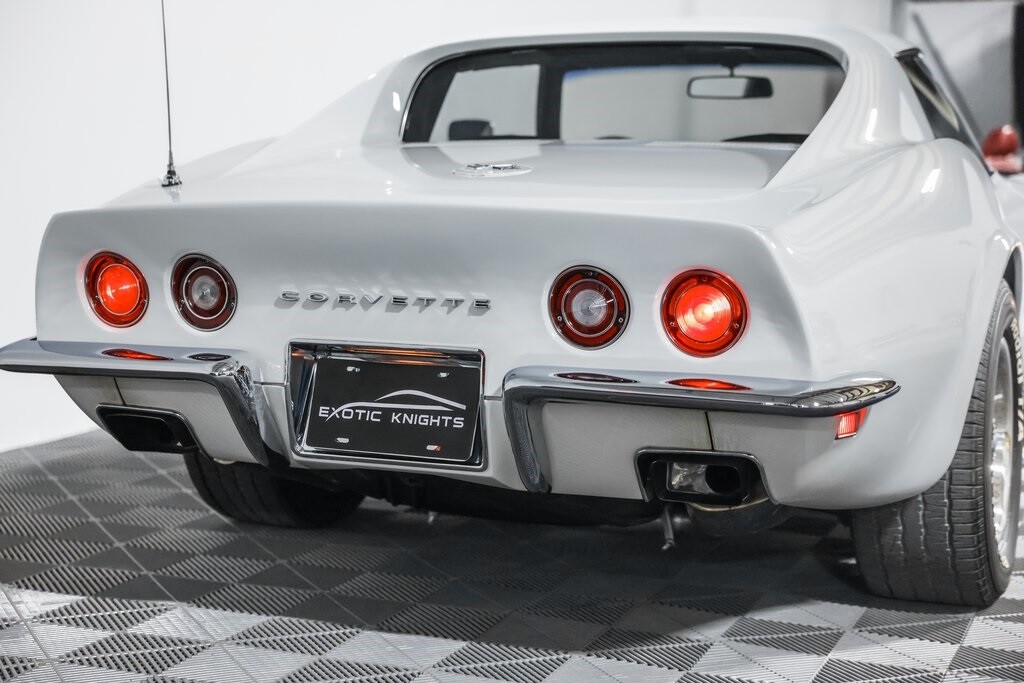 Chevrolet-Corvette-1971-7