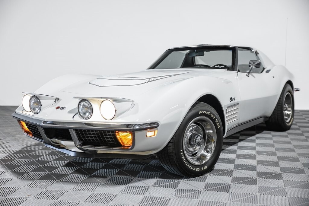 Chevrolet-Corvette-1971-9