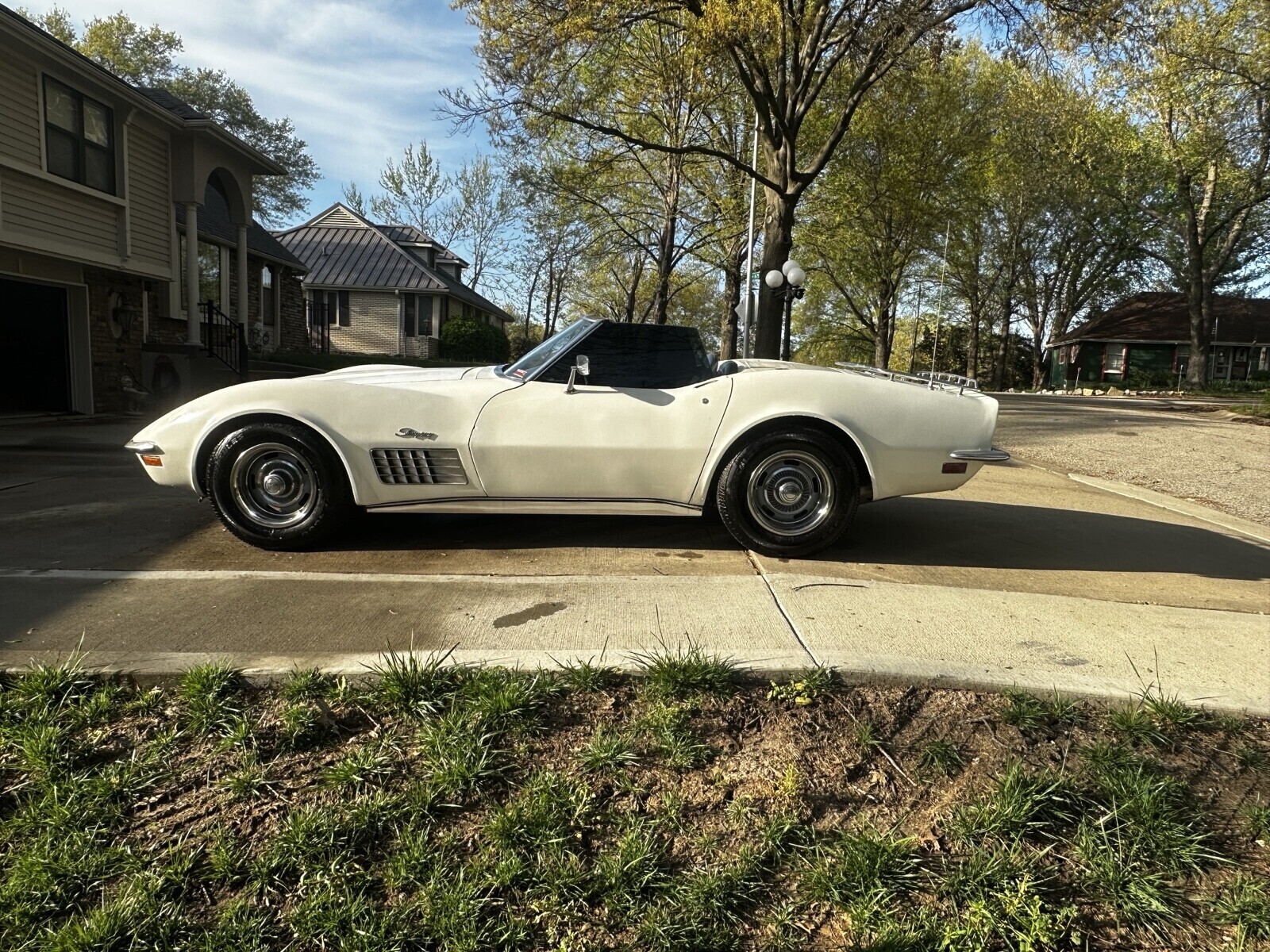 Chevrolet-Corvette-1971-Convertible-10