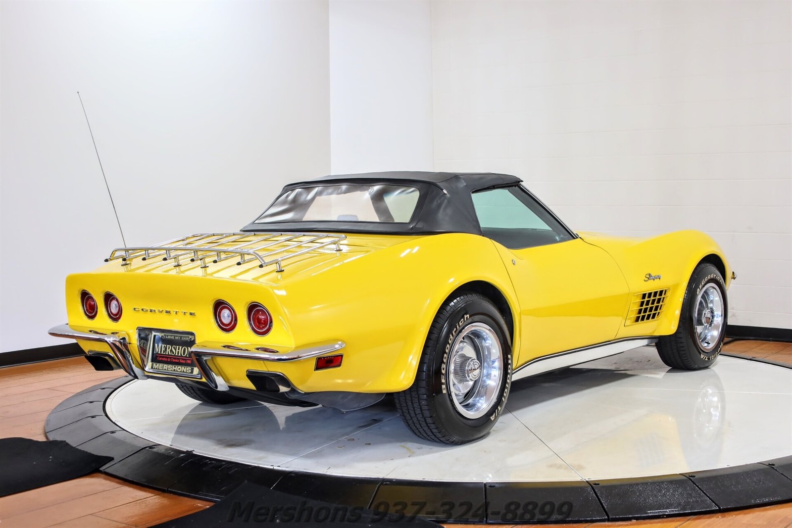 Chevrolet-Corvette-1971-Convertible-10