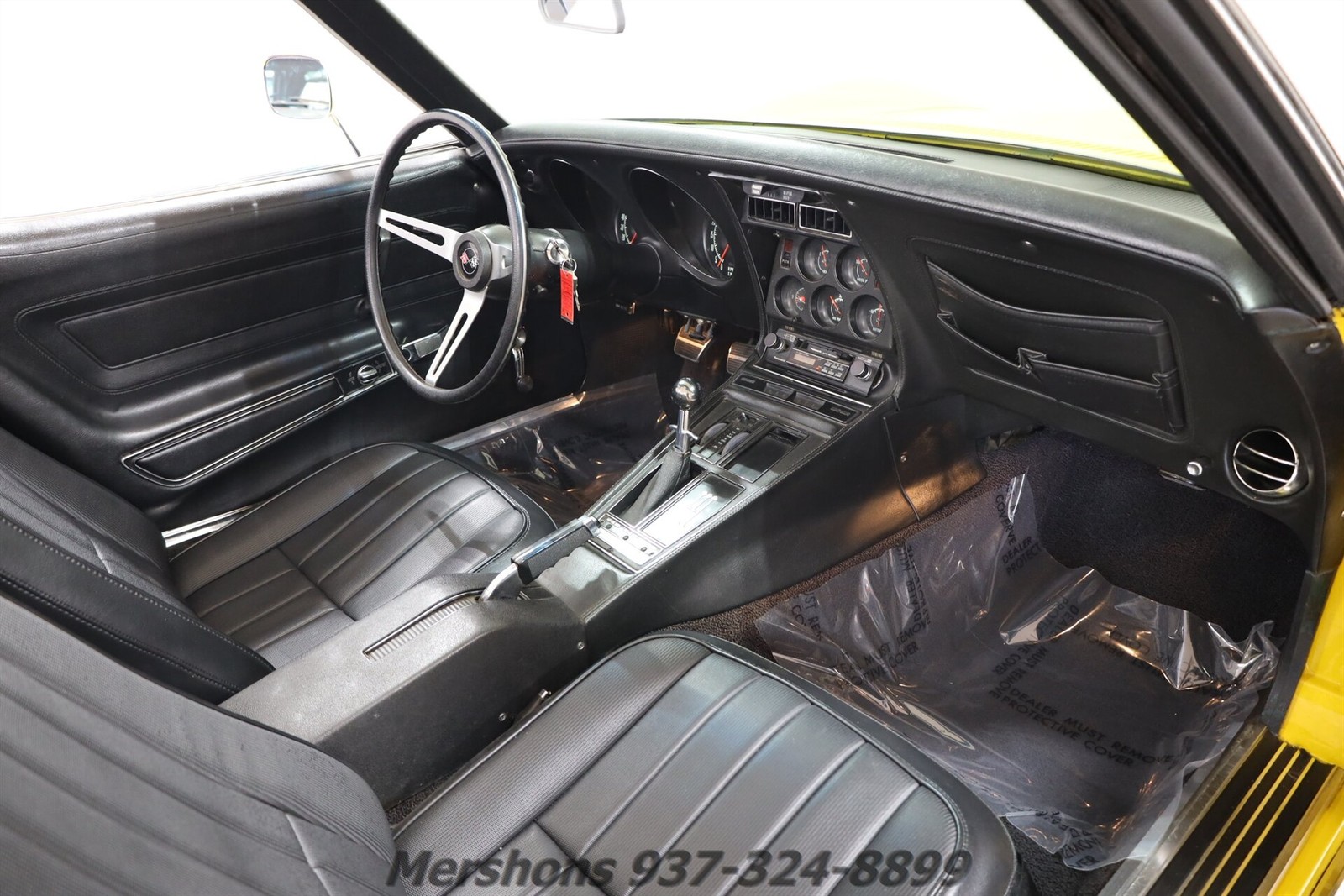 Chevrolet-Corvette-1971-Convertible-14