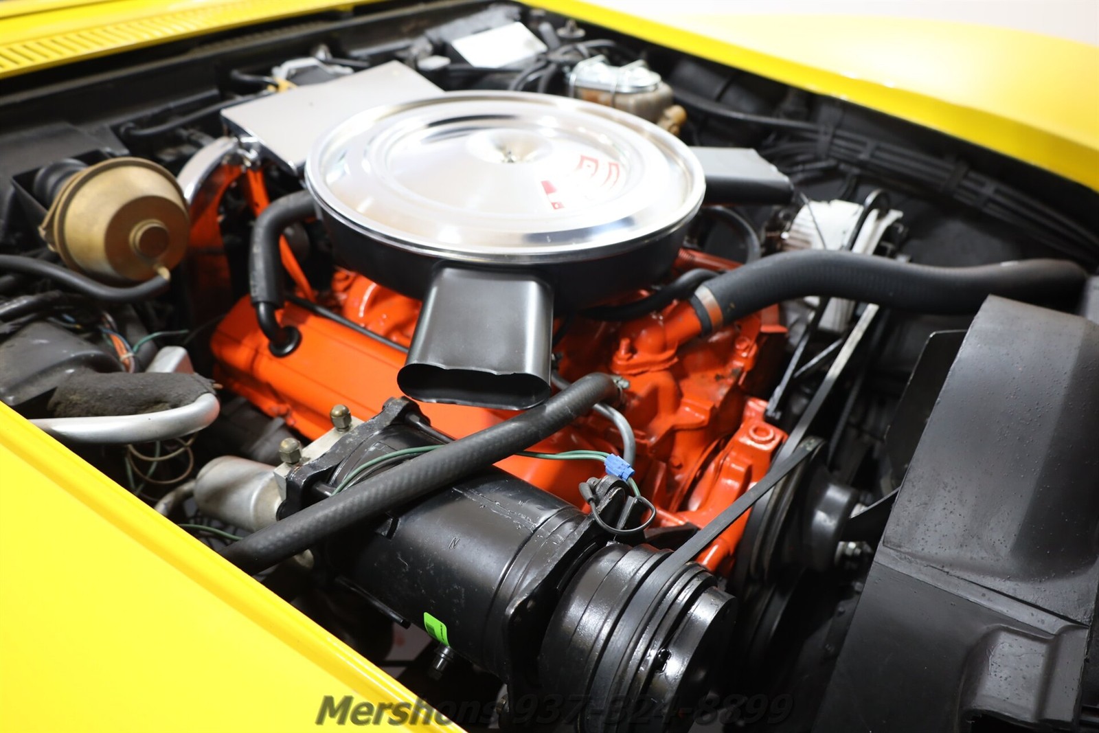 Chevrolet-Corvette-1971-Convertible-2