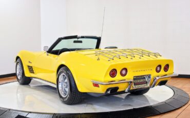 Chevrolet-Corvette-1971-Convertible-4