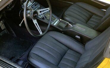 Chevrolet-Corvette-1971-Coupe-14