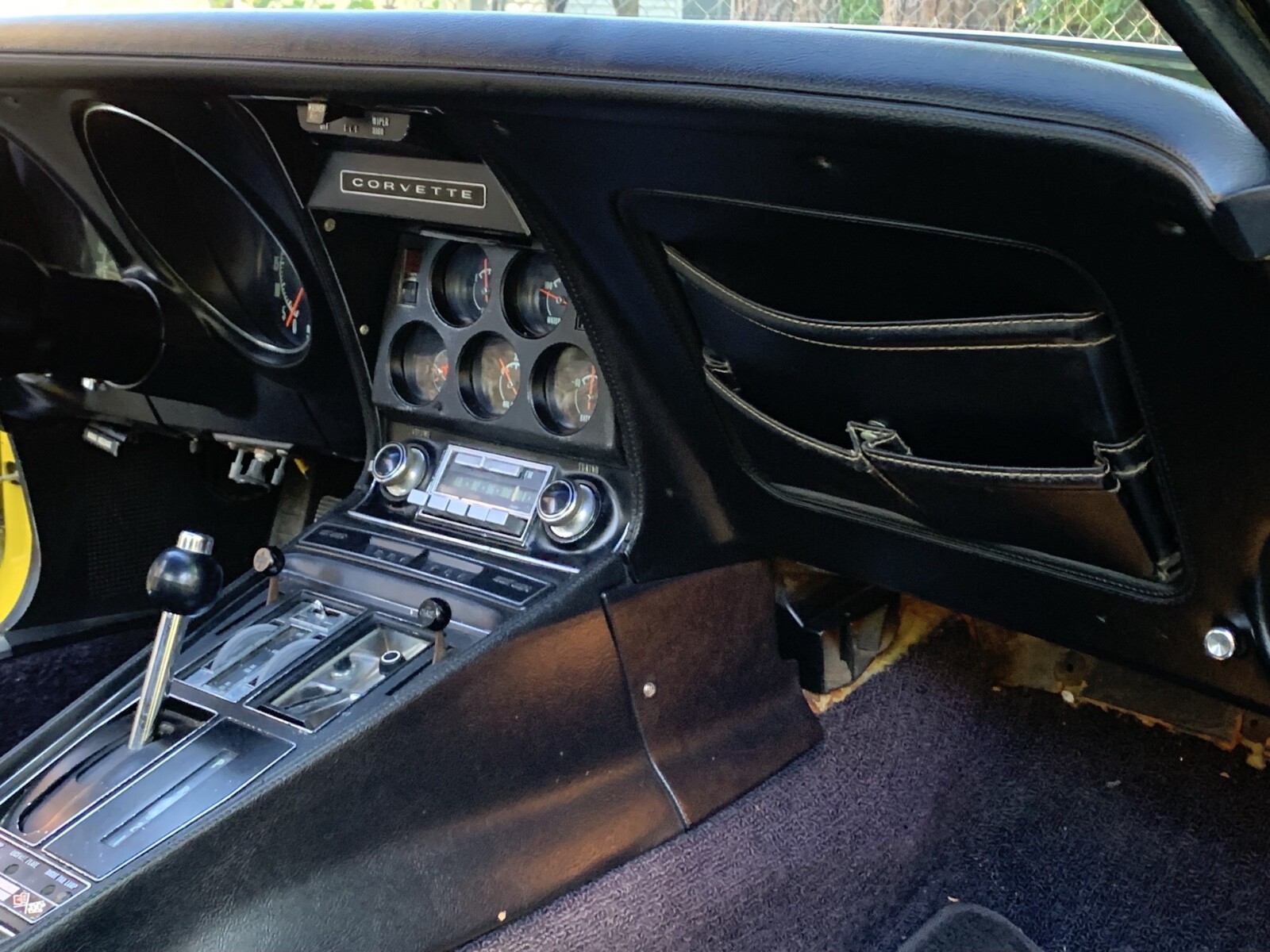 Chevrolet-Corvette-1971-Coupe-16