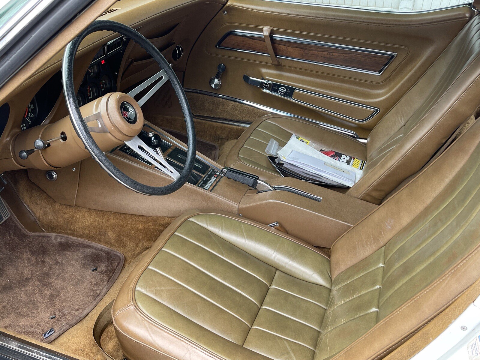 Chevrolet-Corvette-1971-Coupe-19
