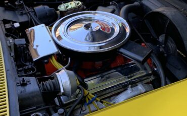 Chevrolet-Corvette-1971-Coupe-22