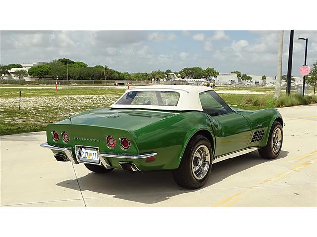 Chevrolet-Corvette-1971-TWO-DOOR-CONVERTIBLE-3