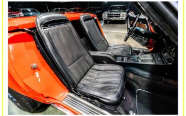 Chevrolet-Corvette-1971-orange-14