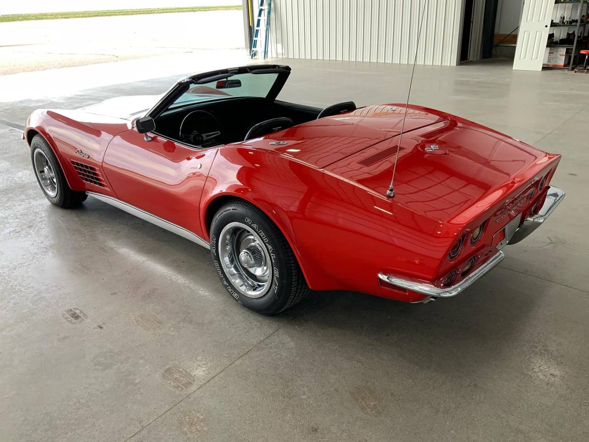 Chevrolet-Corvette-1971-red-11