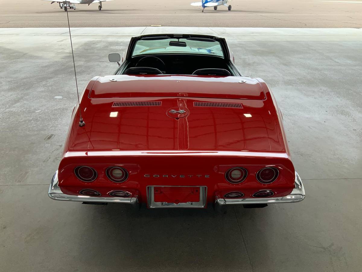 Chevrolet-Corvette-1971-red-5