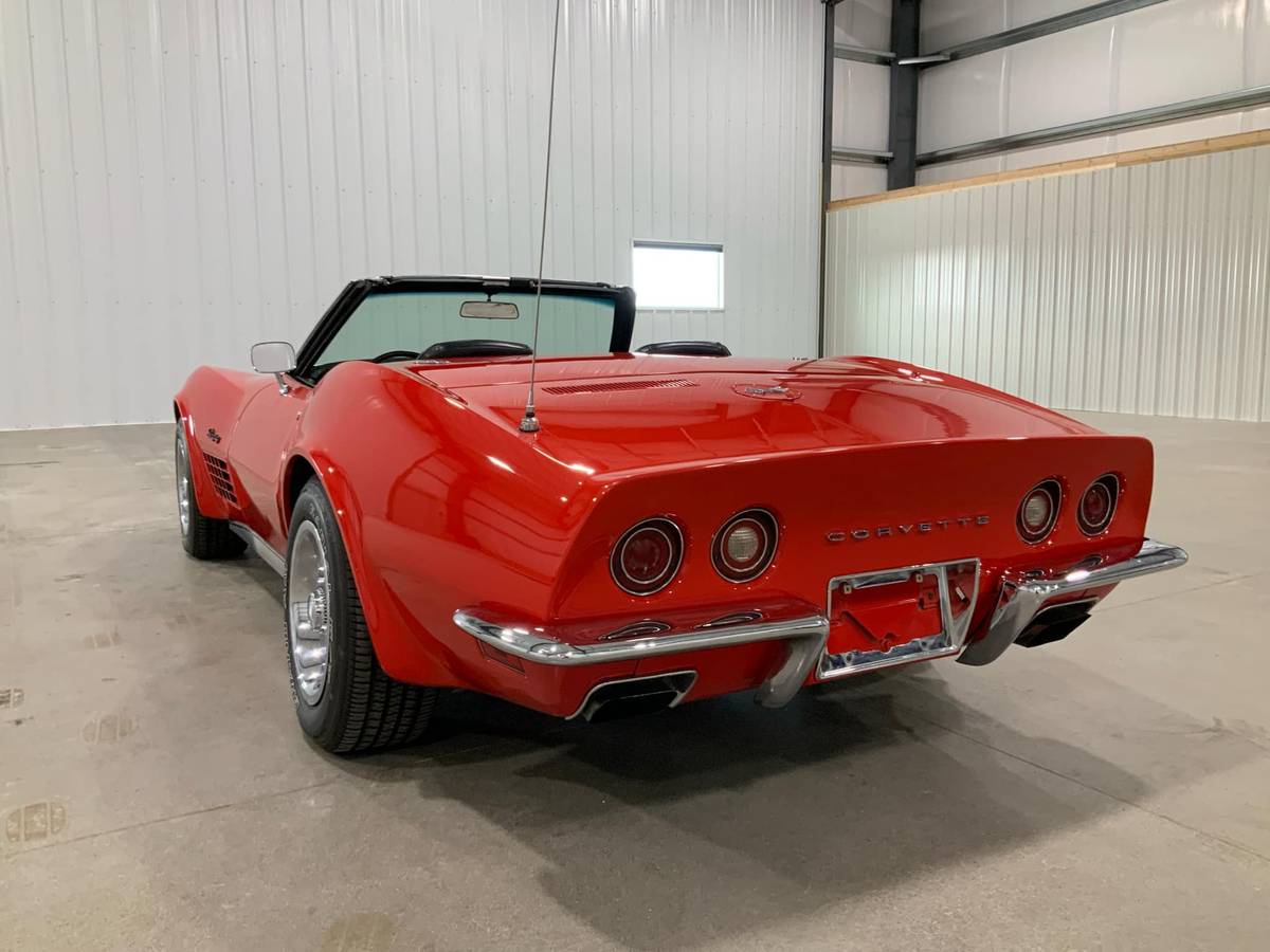 Chevrolet-Corvette-1971-red-6