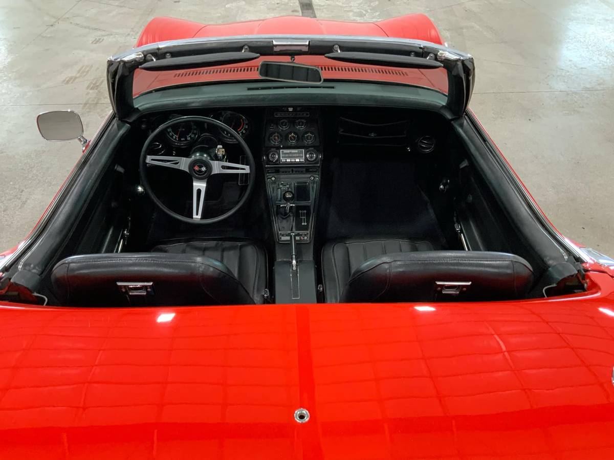 Chevrolet Corvette  1971 red