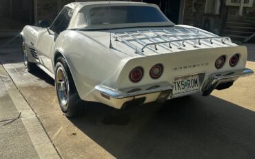Chevrolet-Corvette-1971-white-10