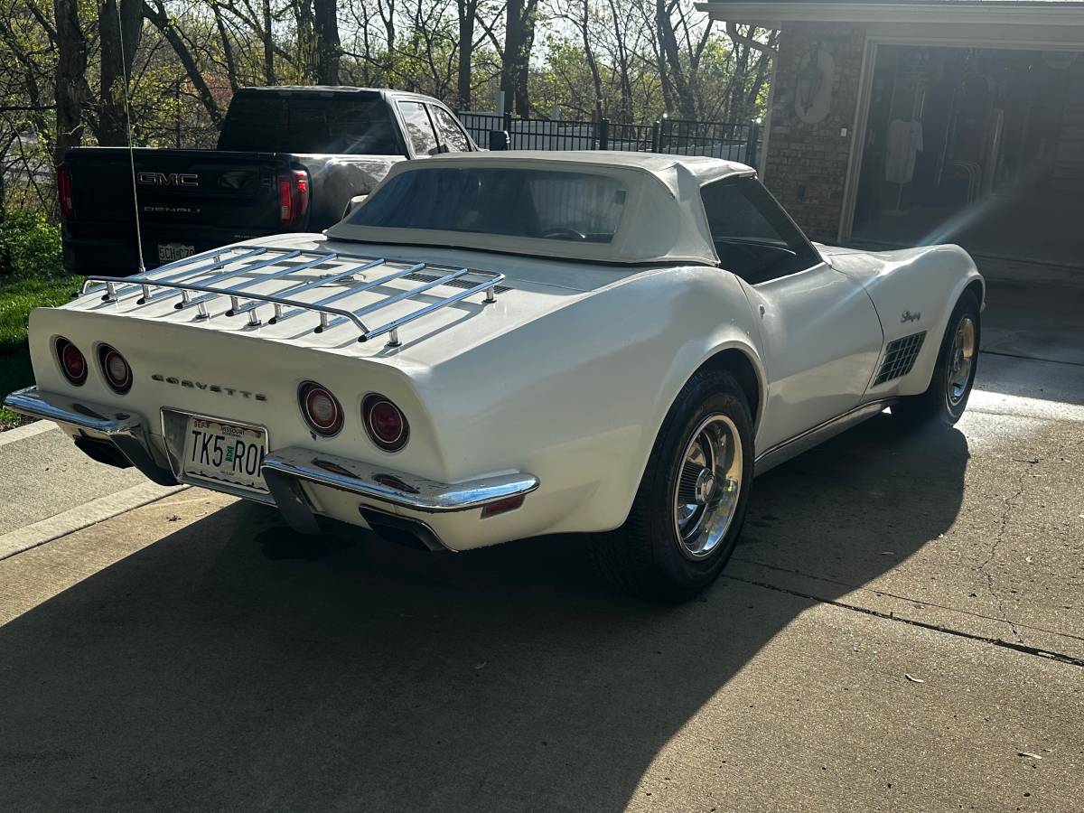 Chevrolet-Corvette-1971-white-12