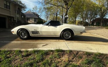 Chevrolet-Corvette-1971-white-14
