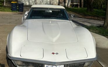 Chevrolet-Corvette-1971-white-23