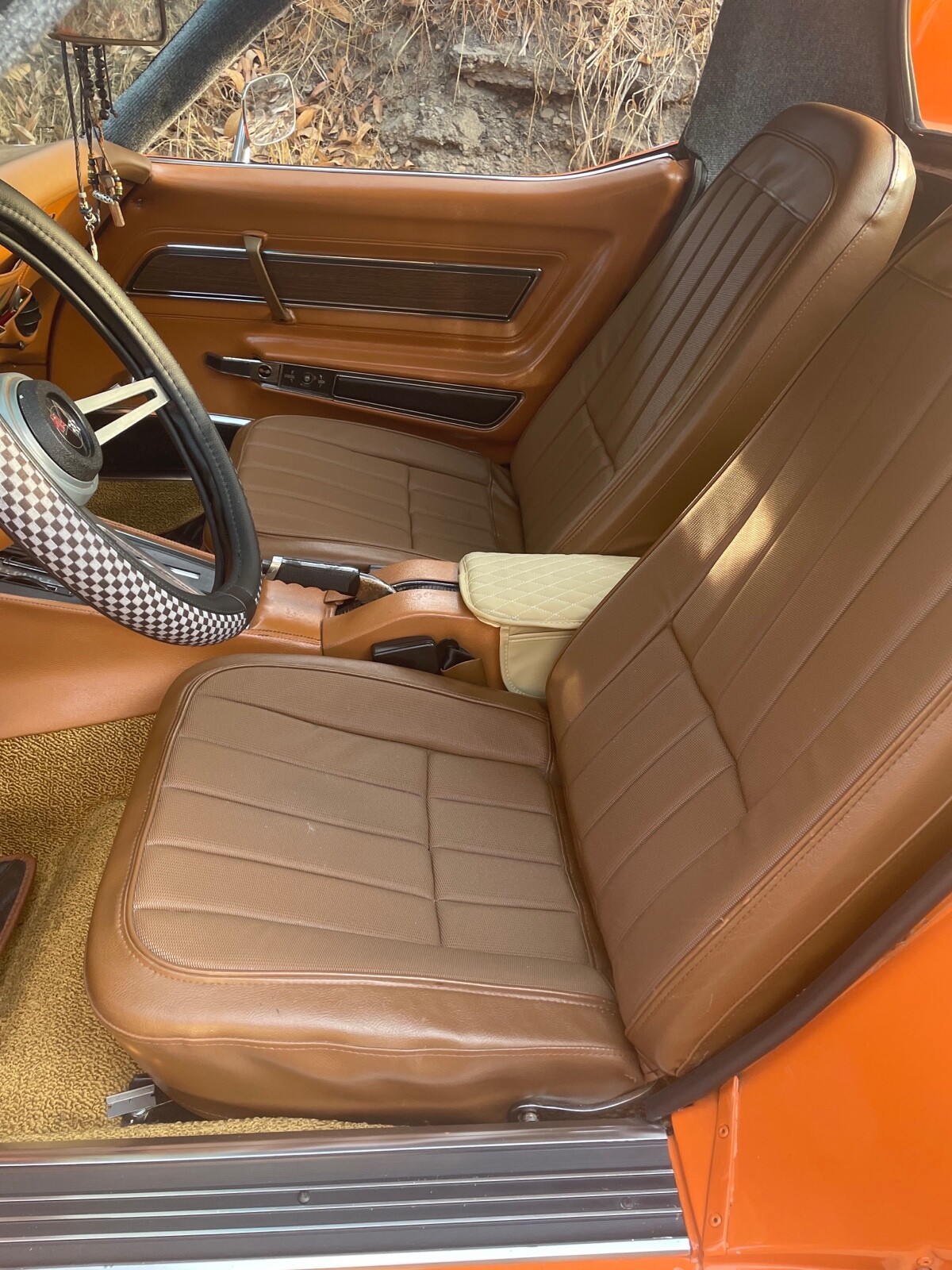 Chevrolet-Corvette-1972-11