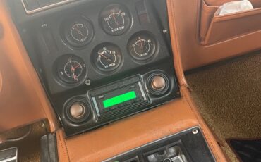 Chevrolet-Corvette-1972-13