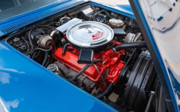 Chevrolet-Corvette-1972-2-Door-11