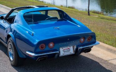 Chevrolet-Corvette-1972-2-Door-21