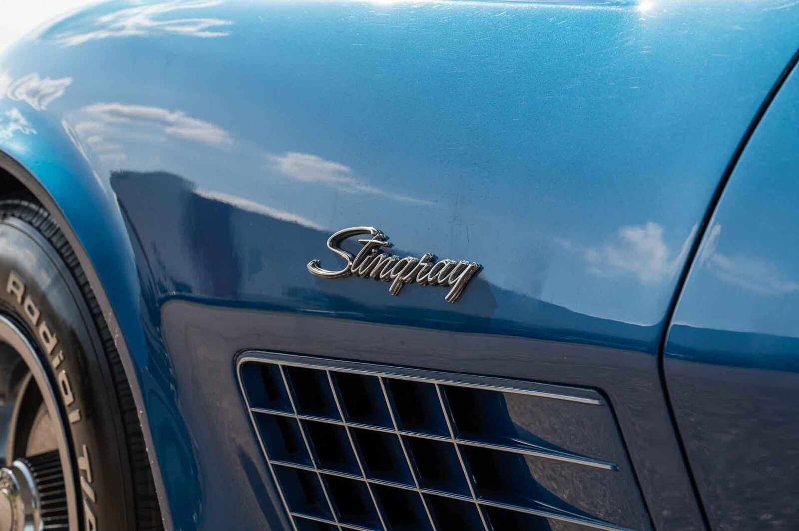Chevrolet-Corvette-1972-2-Door-25