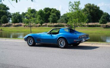 Chevrolet-Corvette-1972-2-Door-3