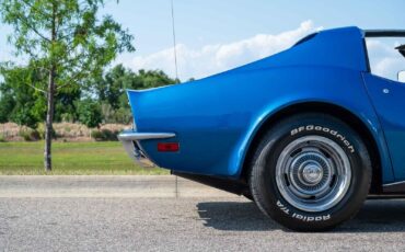Chevrolet-Corvette-1972-2-Door-34