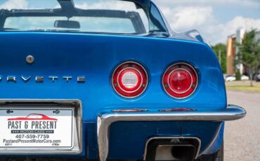 Chevrolet-Corvette-1972-2-Door-35