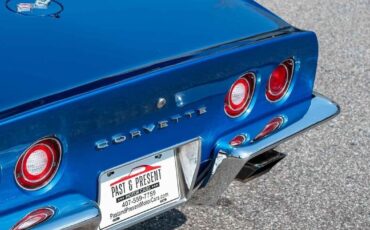 Chevrolet-Corvette-1972-2-Door-36