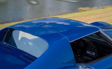 Chevrolet-Corvette-1972-2-Door-39