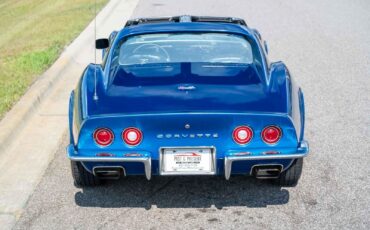 Chevrolet-Corvette-1972-2-Door-4