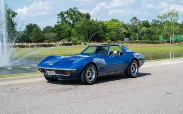Chevrolet-Corvette-1972-2-Door