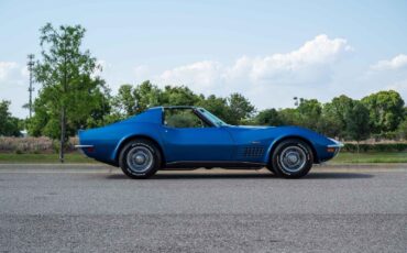 Chevrolet-Corvette-1972-2-Door-6