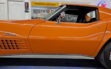 Chevrolet-Corvette-1972-2-door-18
