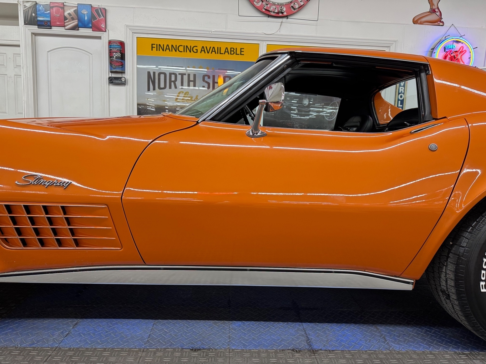 Chevrolet-Corvette-1972-2-door-18
