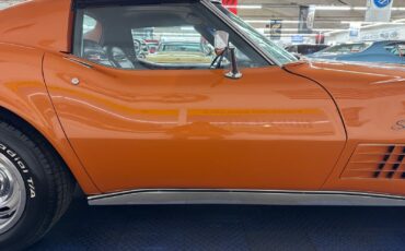 Chevrolet-Corvette-1972-2-door-25