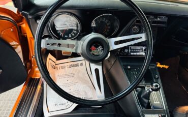 Chevrolet-Corvette-1972-2-door-29