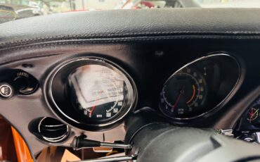 Chevrolet-Corvette-1972-2-door-30