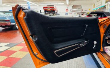 Chevrolet-Corvette-1972-2-door-32