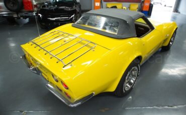 Chevrolet-Corvette-1972-Convertible-5