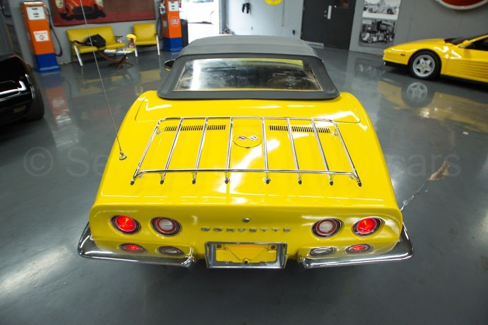 Chevrolet-Corvette-1972-Convertible-6