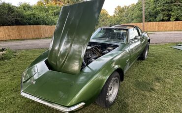 Chevrolet-Corvette-1972-Coupe-10