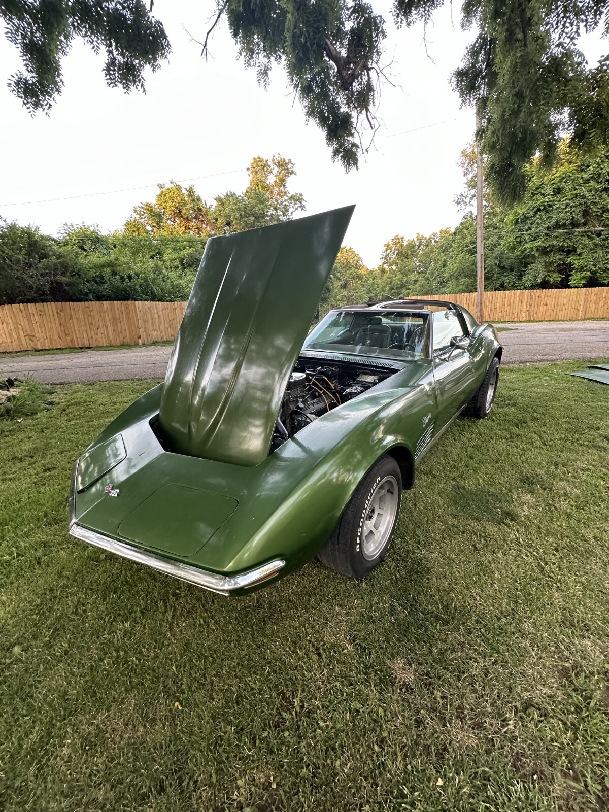 Chevrolet-Corvette-1972-Coupe-10