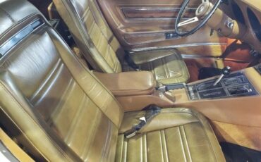 Chevrolet-Corvette-1972-Coupe-11