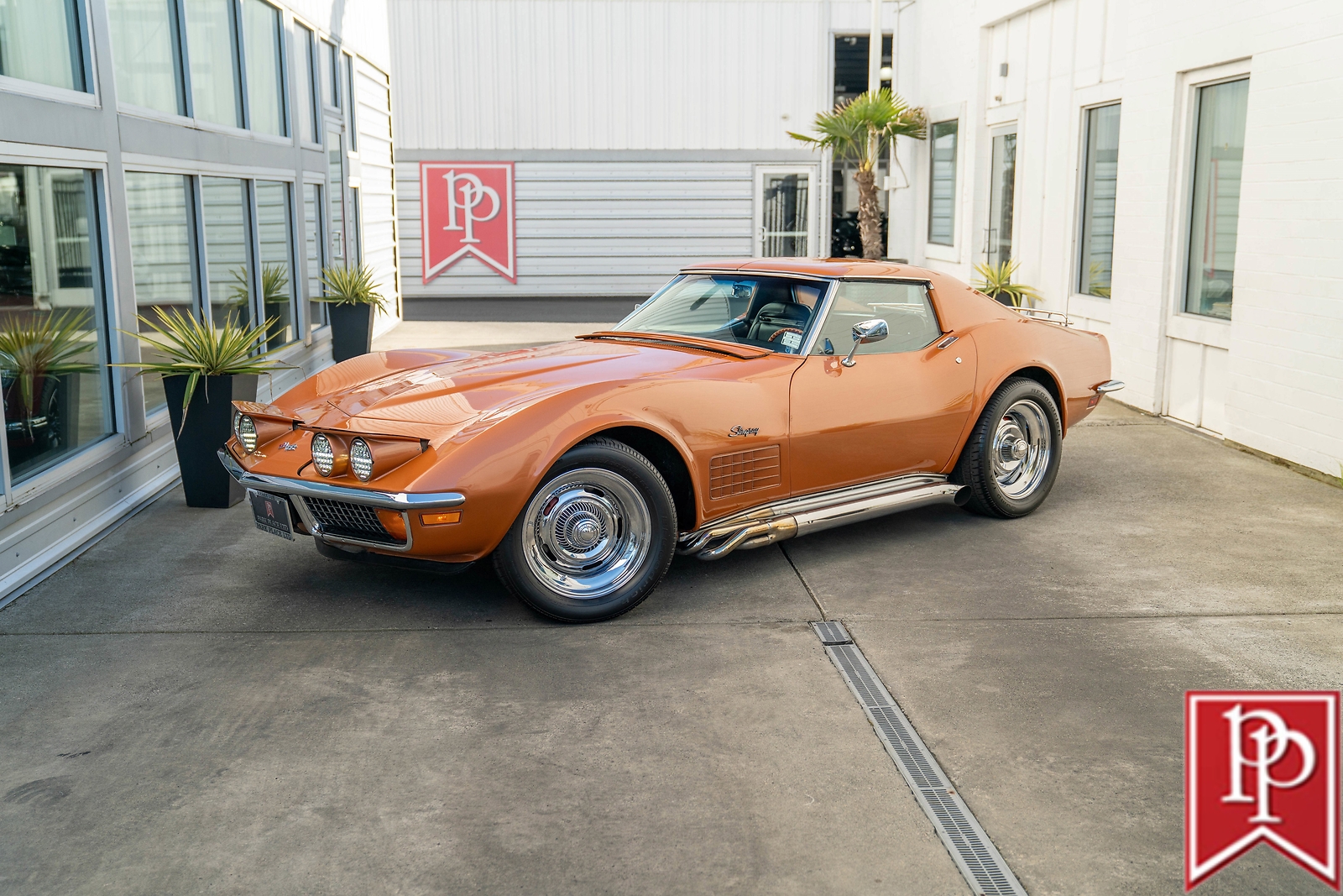 Chevrolet-Corvette-1972-Coupe-12