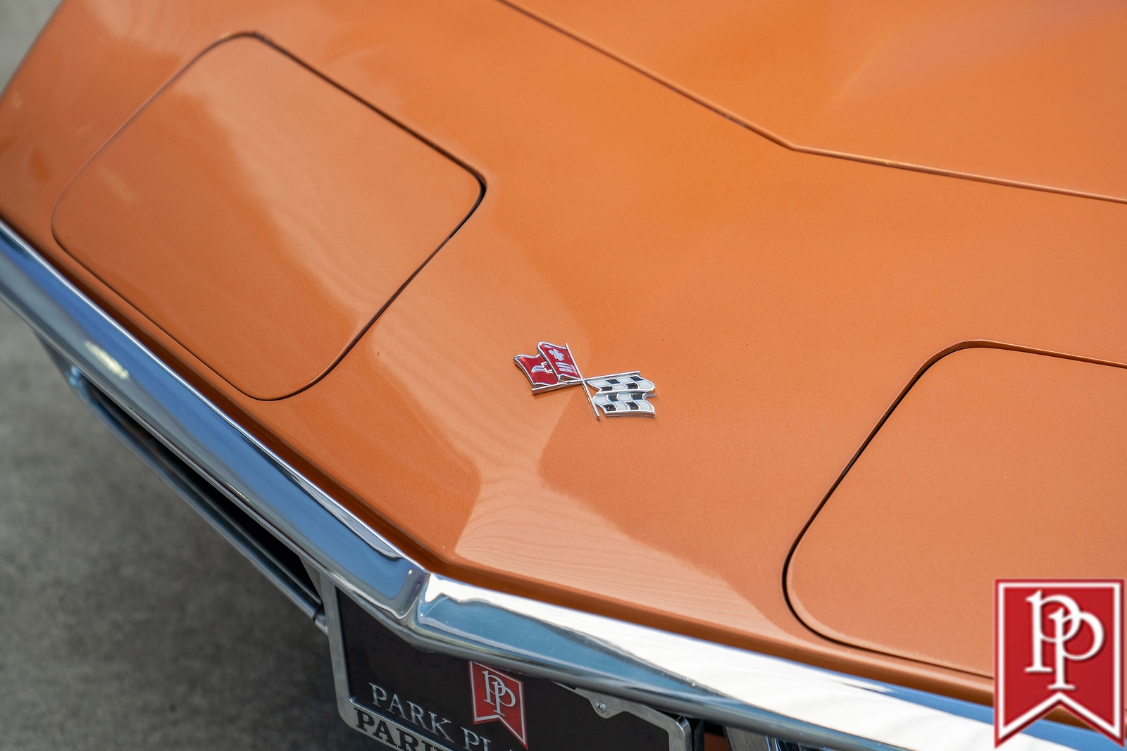 Chevrolet-Corvette-1972-Coupe-2