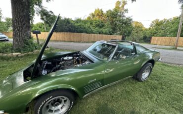 Chevrolet-Corvette-1972-Coupe-2
